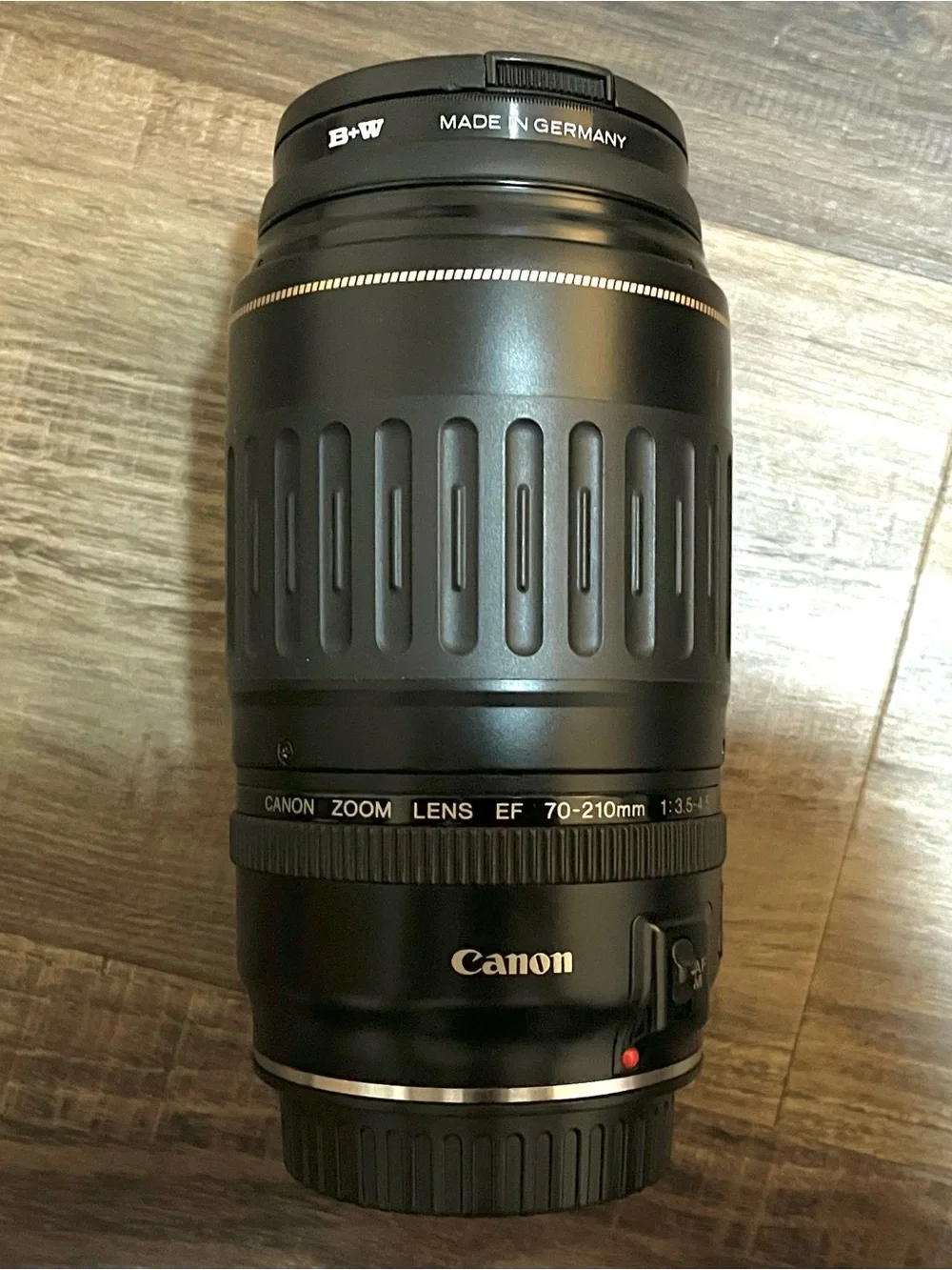 Canon EF 70-210mm f/3.5-4.5 USM Zoom Lens + B&W Filter